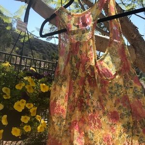See through lace yellow and floral top